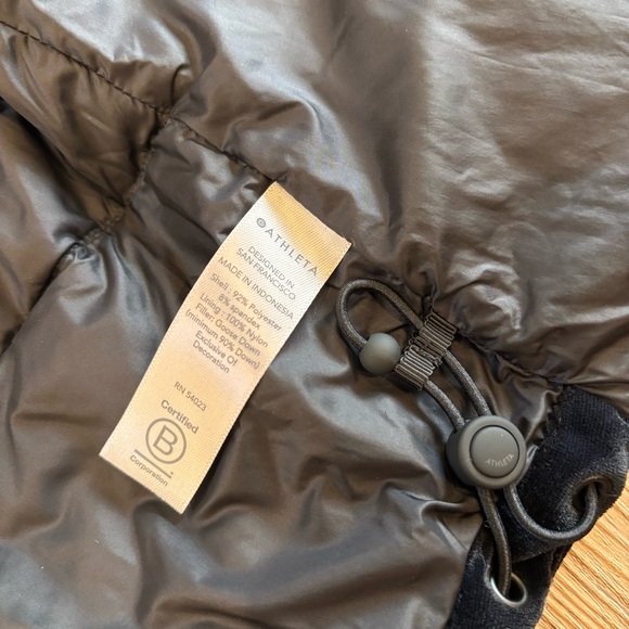 Athleta Women’s Lofty Velvet Goose Down Full Zip Puffer Vest Black S No Hood - Picture 7 of 9